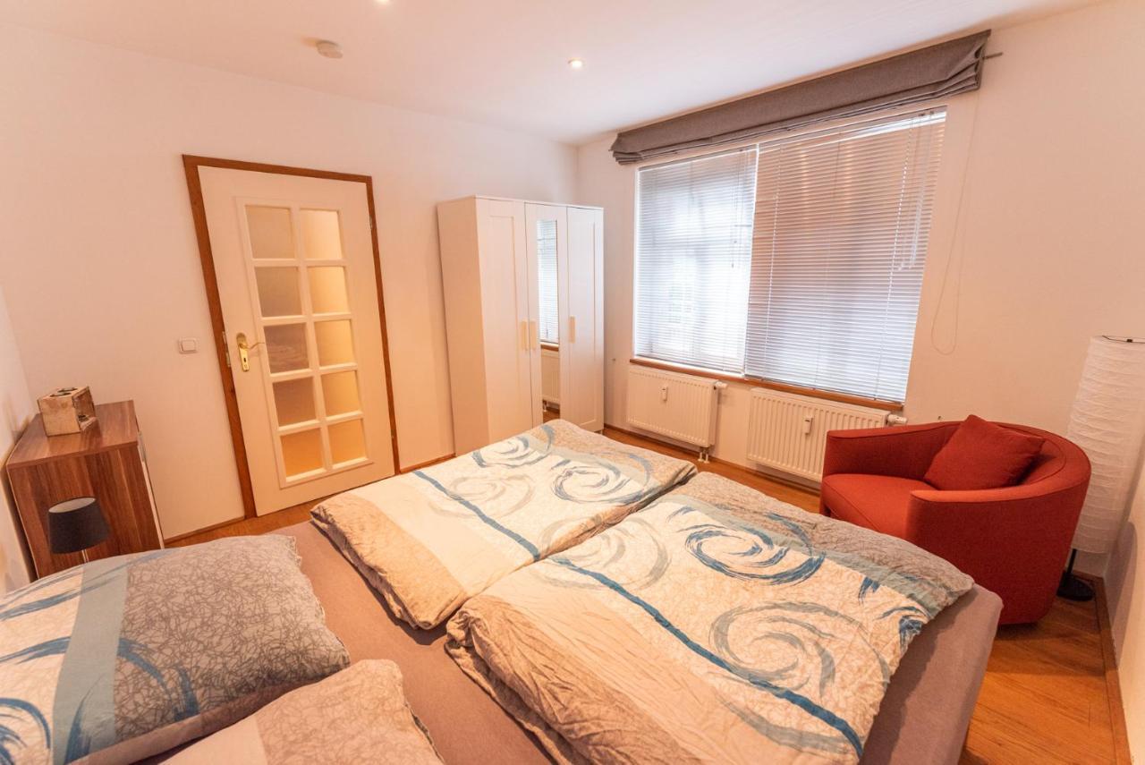 Designer Unterkunft In 15. Jahrhundert Altbau 75 M² Fuer Max. 4 Personen Apartment Eltville am Rhein Bagian luar foto