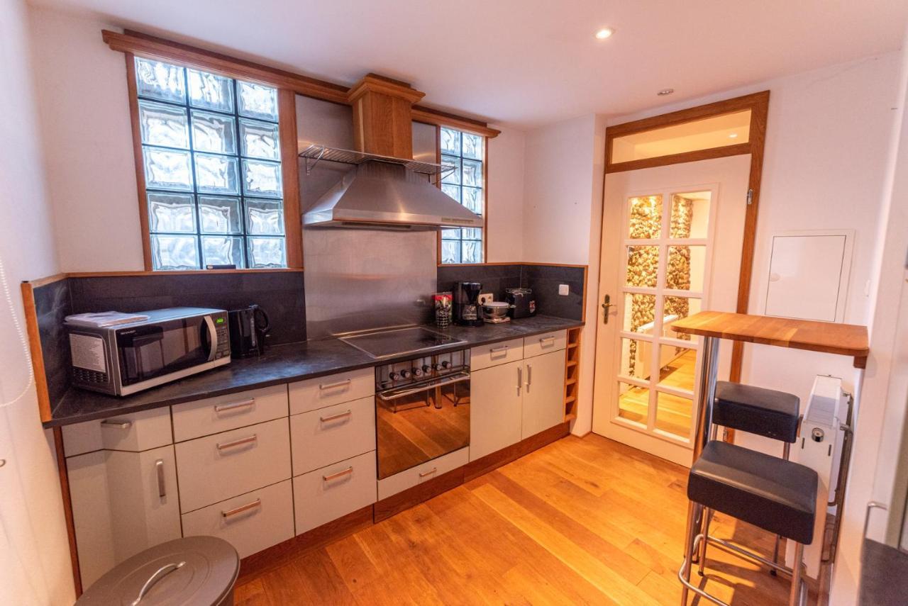 Designer Unterkunft In 15. Jahrhundert Altbau 75 M² Fuer Max. 4 Personen Apartment Eltville am Rhein Bagian luar foto