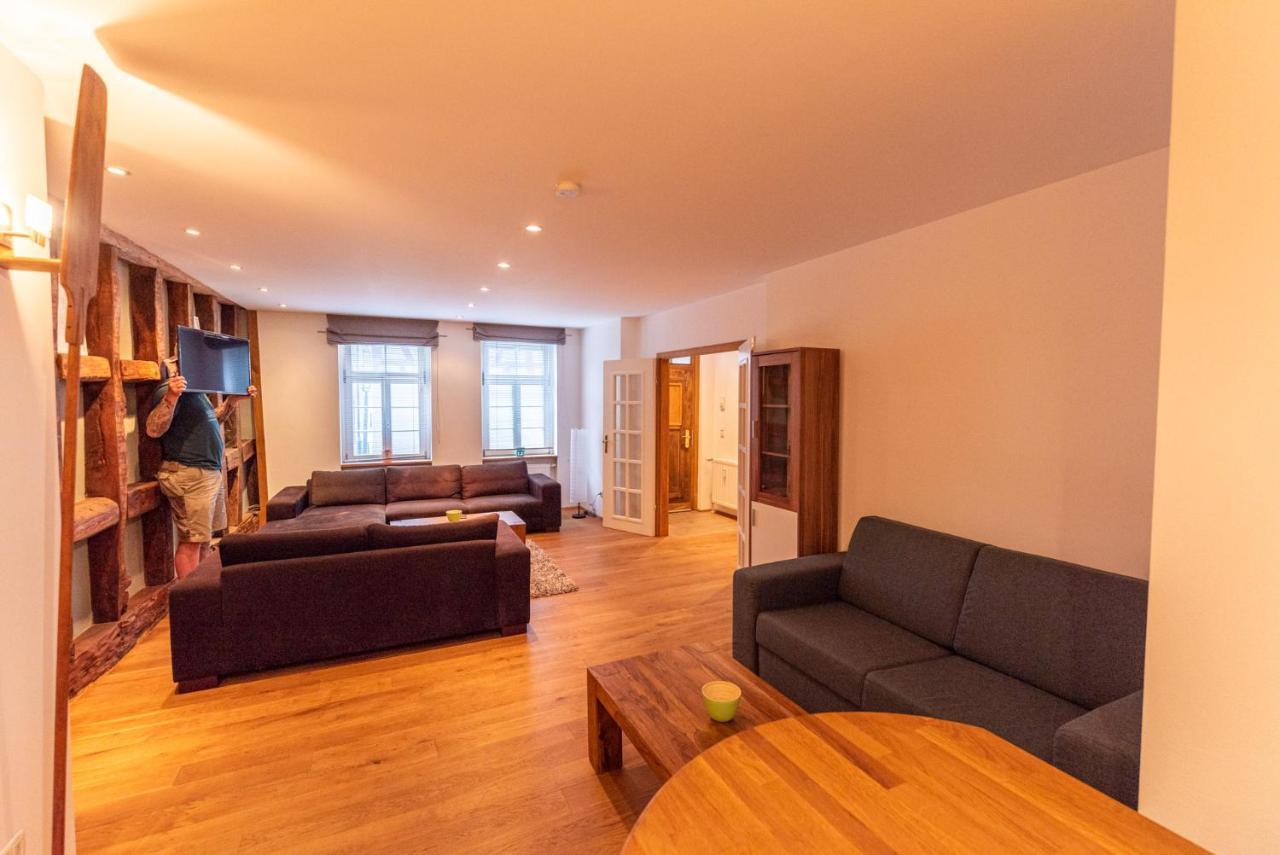 Designer Unterkunft In 15. Jahrhundert Altbau 75 M² Fuer Max. 4 Personen Apartment Eltville am Rhein Bagian luar foto