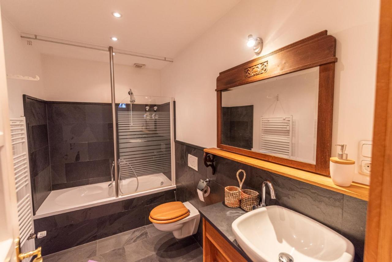 Designer Unterkunft In 15. Jahrhundert Altbau 75 M² Fuer Max. 4 Personen Apartment Eltville am Rhein Bagian luar foto