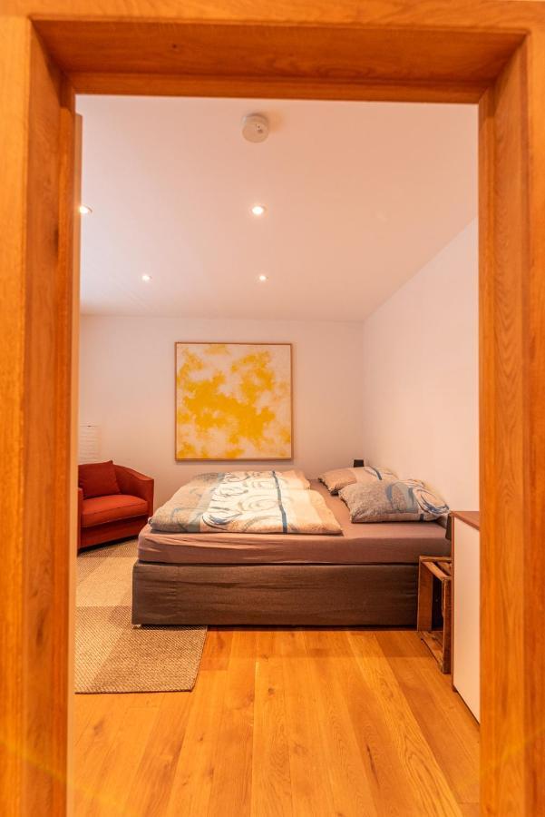 Designer Unterkunft In 15. Jahrhundert Altbau 75 M² Fuer Max. 4 Personen Apartment Eltville am Rhein Bagian luar foto