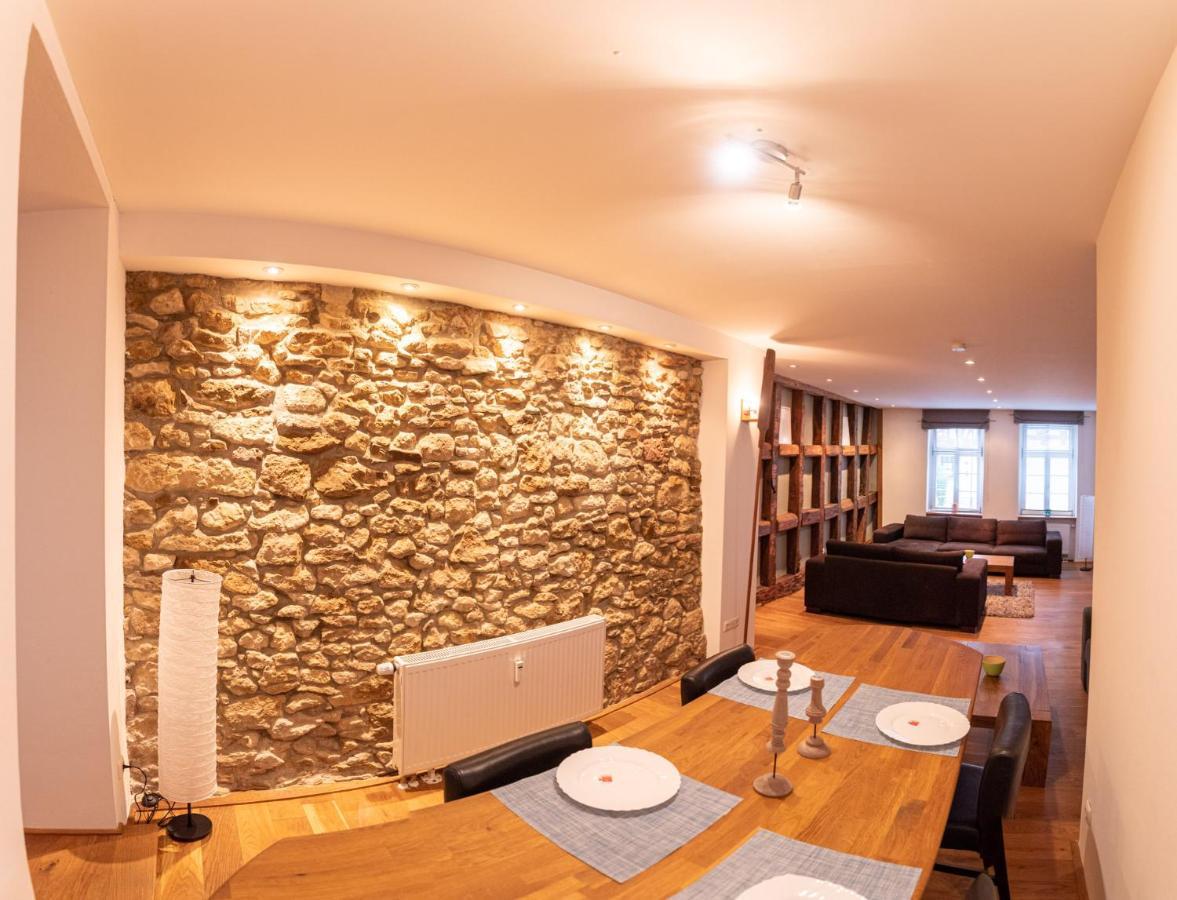 Designer Unterkunft In 15. Jahrhundert Altbau 75 M² Fuer Max. 4 Personen Apartment Eltville am Rhein Bagian luar foto