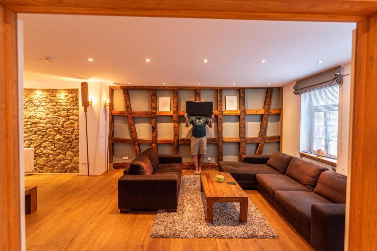 Designer Unterkunft In 15. Jahrhundert Altbau 75 M² Fuer Max. 4 Personen Apartment Eltville am Rhein Bagian luar foto
