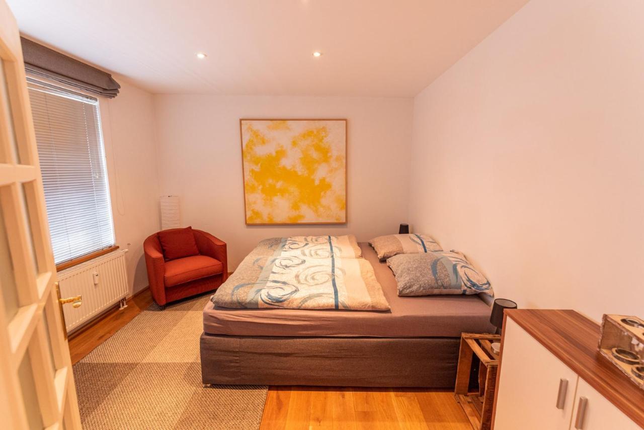 Designer Unterkunft In 15. Jahrhundert Altbau 75 M² Fuer Max. 4 Personen Apartment Eltville am Rhein Bagian luar foto